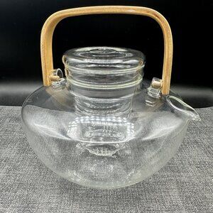The Republic of Tea Clarity Glass Teapot w/ Wood Handle 43 oz Jenaer Senso Style
